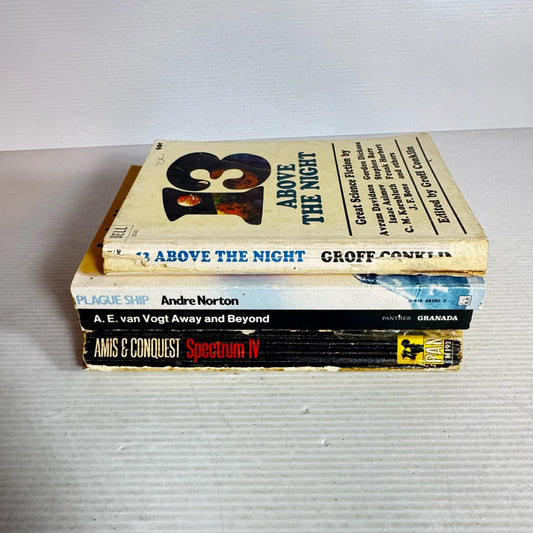 Science Fiction Book Bundle x 4 Books : Mixed Authors (Vintage 1965-1979 (2024)