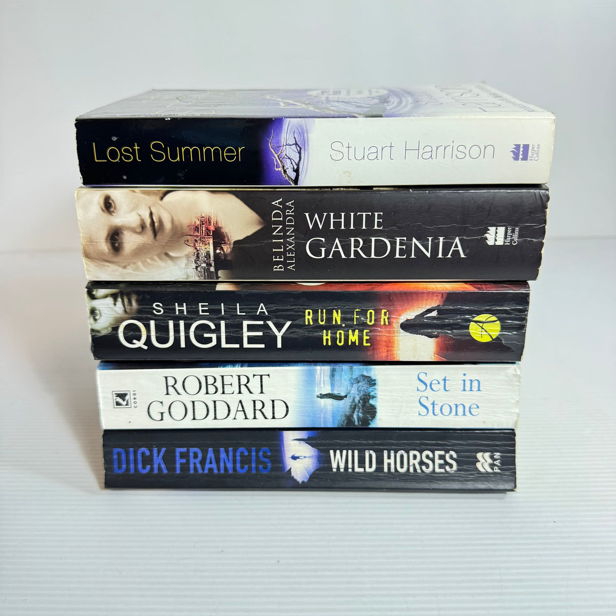 Crime Mystery Bundle x 5 : Lost Summer - Stuart Harrison, White Gardenia - Belinda Alexandra, Set in Stone - Robert Goddard, Wild Horses - Dick Francis, Run for Home - Sheila Quigley (3449)