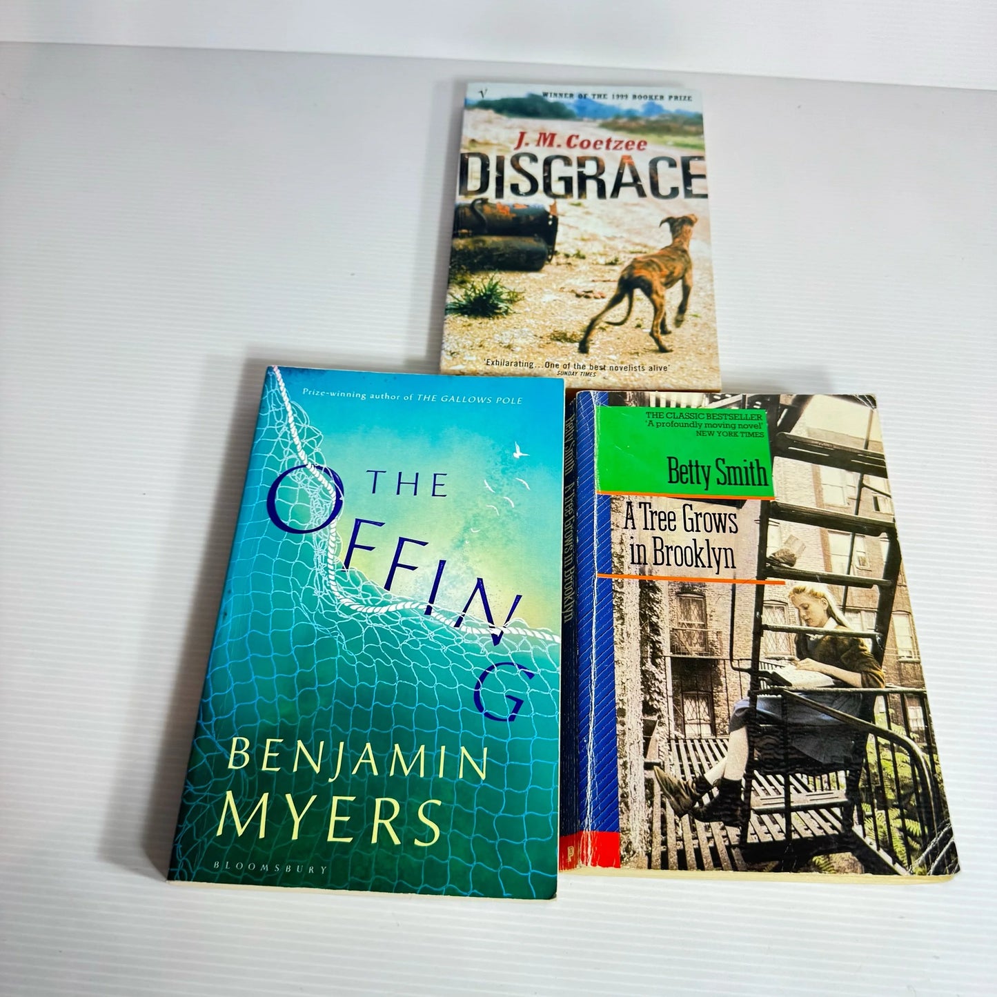 Contemporary Book Bundle x 3 Books : Various Authors (2053)