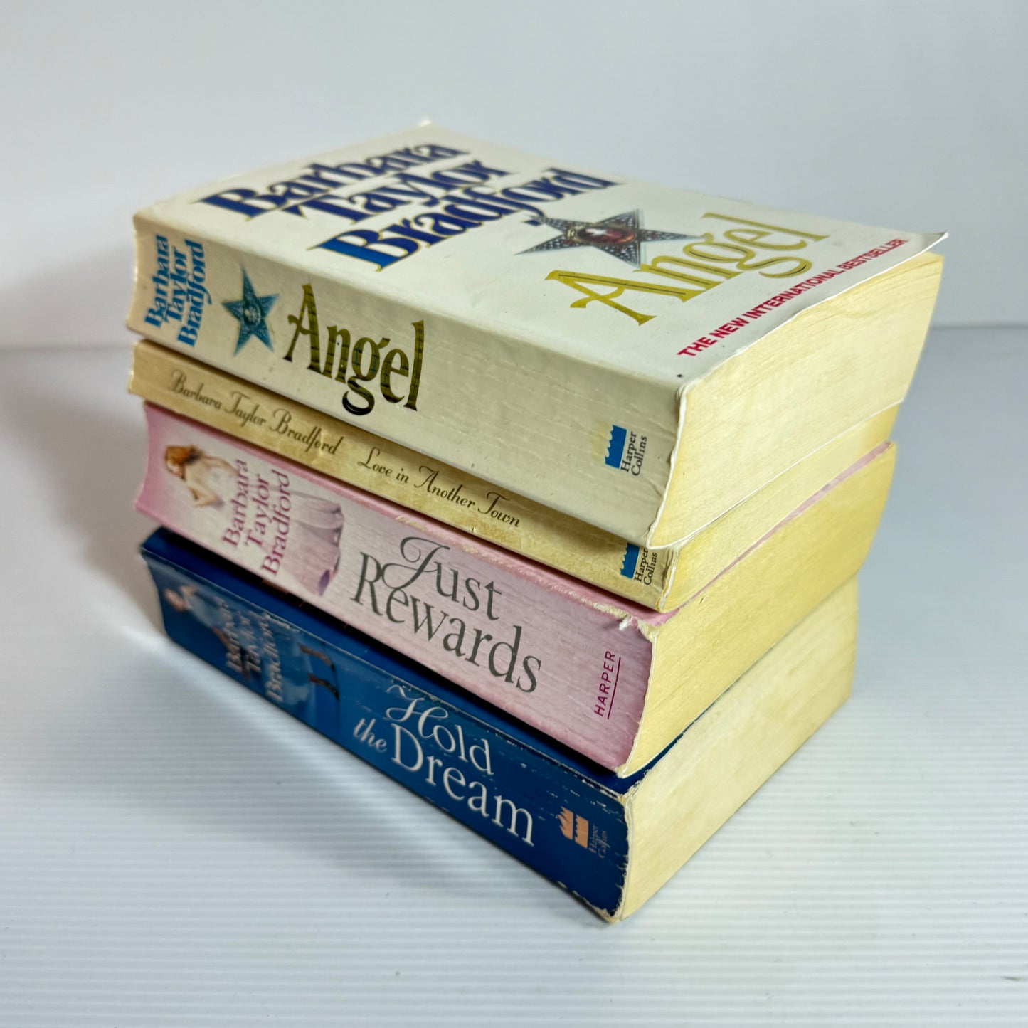 Barbara Taylor Bradford Book Bundle x 4 Books (3133)