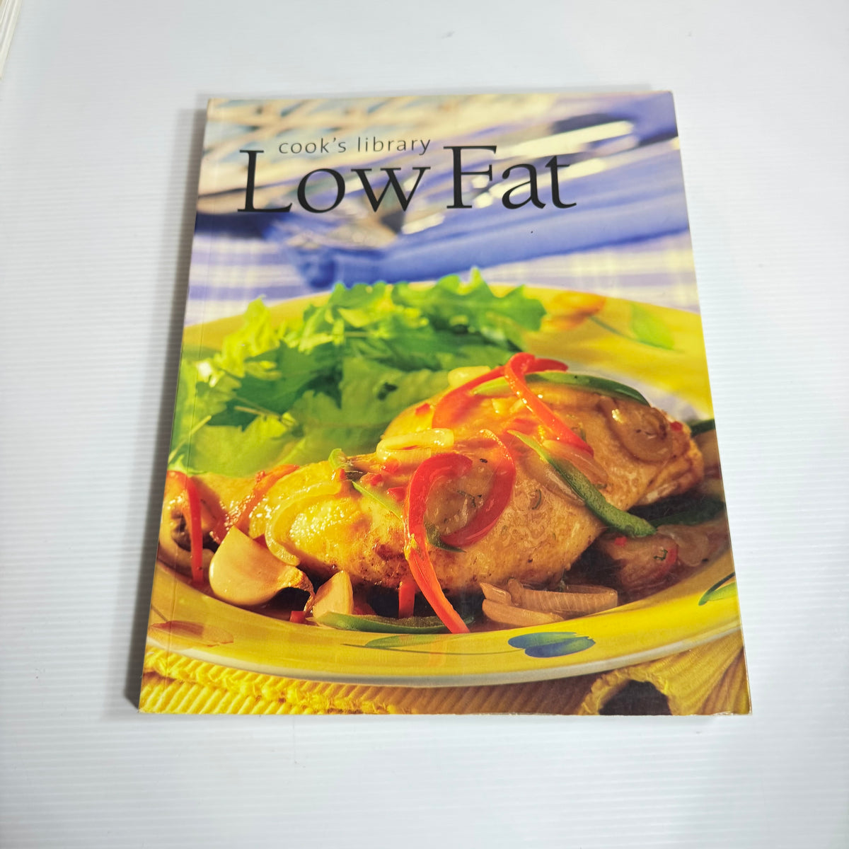 Low Fat Cookbook Bundle x 3 : Low Fat, Cook's Library Low Fat, The Ultimate Low Fat Baking Cookbook (3316)