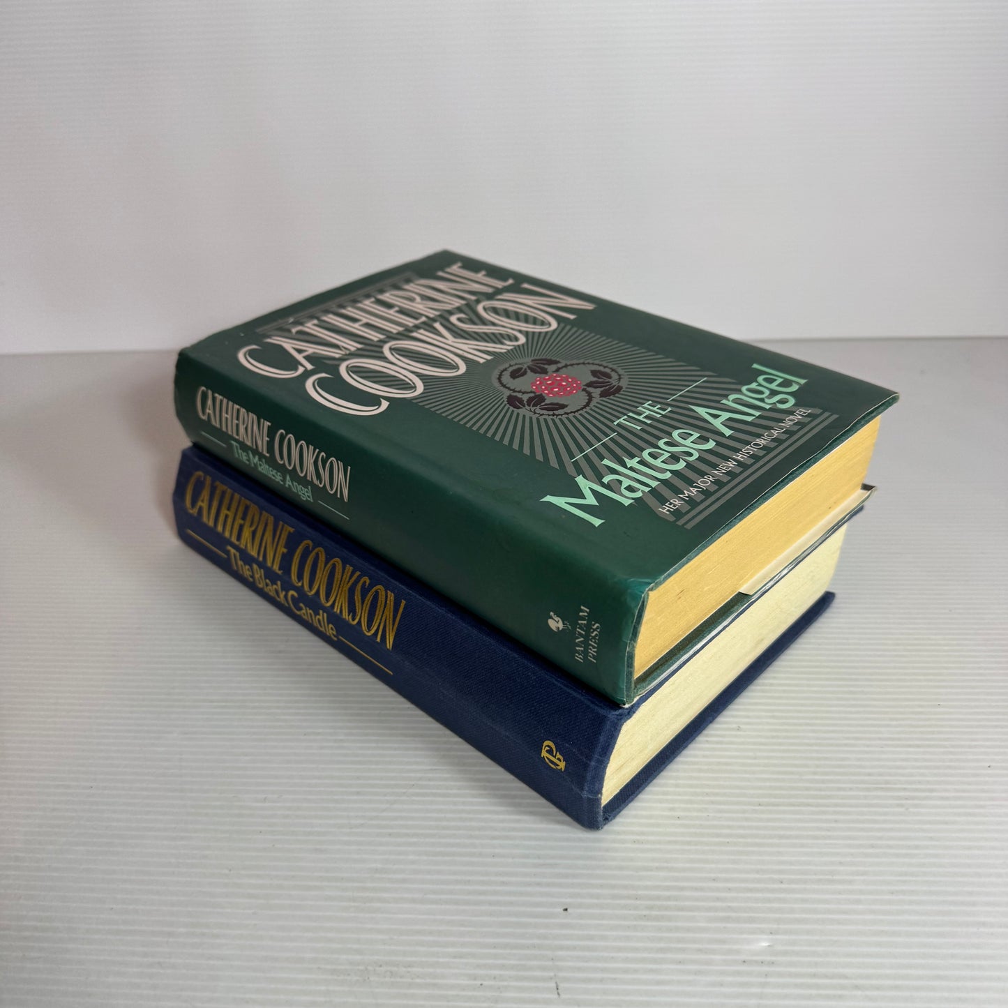 Catherine Cookson Book Bundle x 2 Books : The Maltese Angel & The Black Candle (2528)
