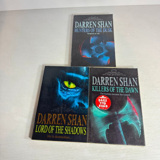 The Saga of Darren Shan Book Bundle x 3 : Hunters Of The Dusk, Killers Of The Dawn, Lord Of The Shadows(2992)