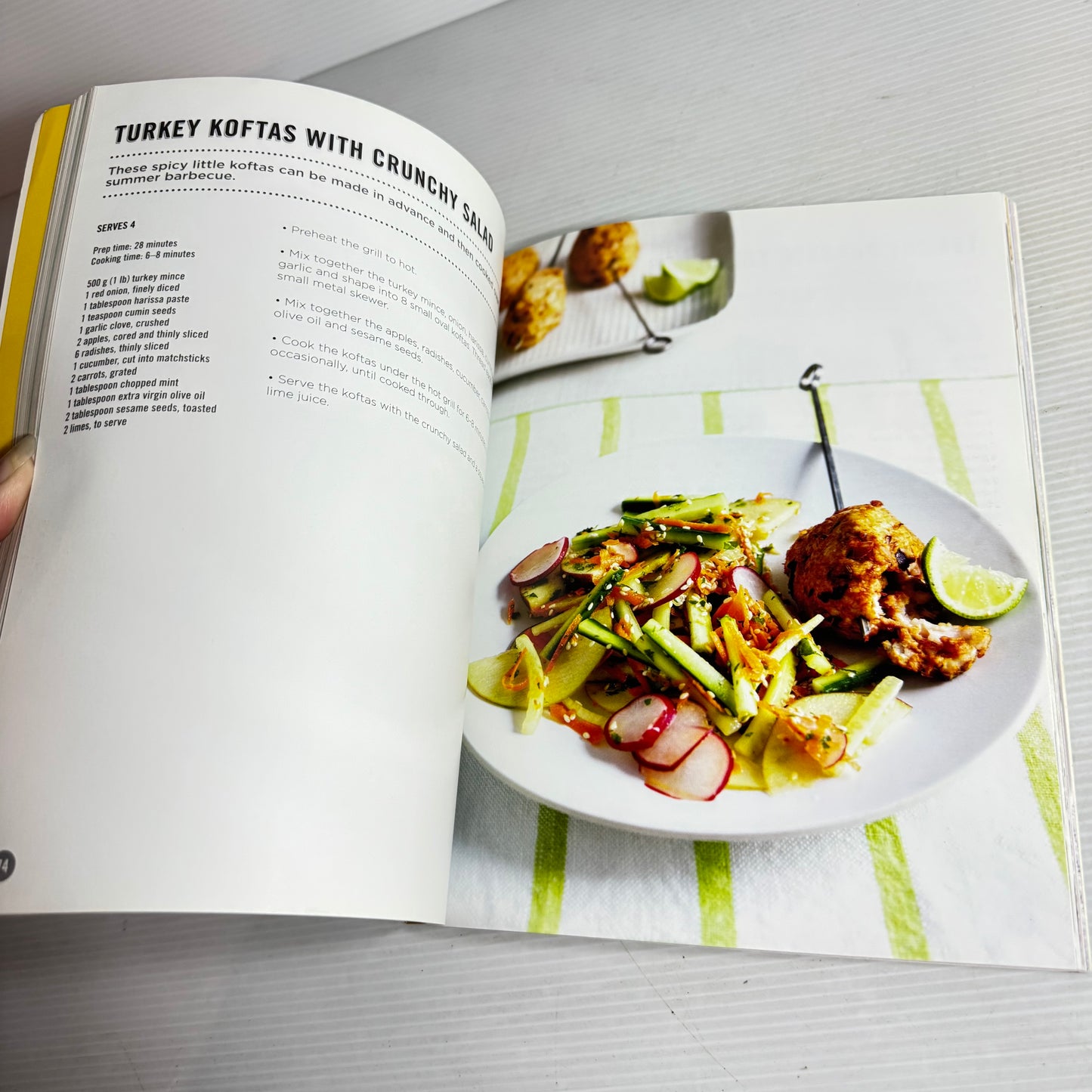 Paleo Cookbook Bundle x 2 : Quick & Easy Paleo - Julie & Charles Mayfield & The Paleo Diet Recipe Book - Joy Skipper(2795)