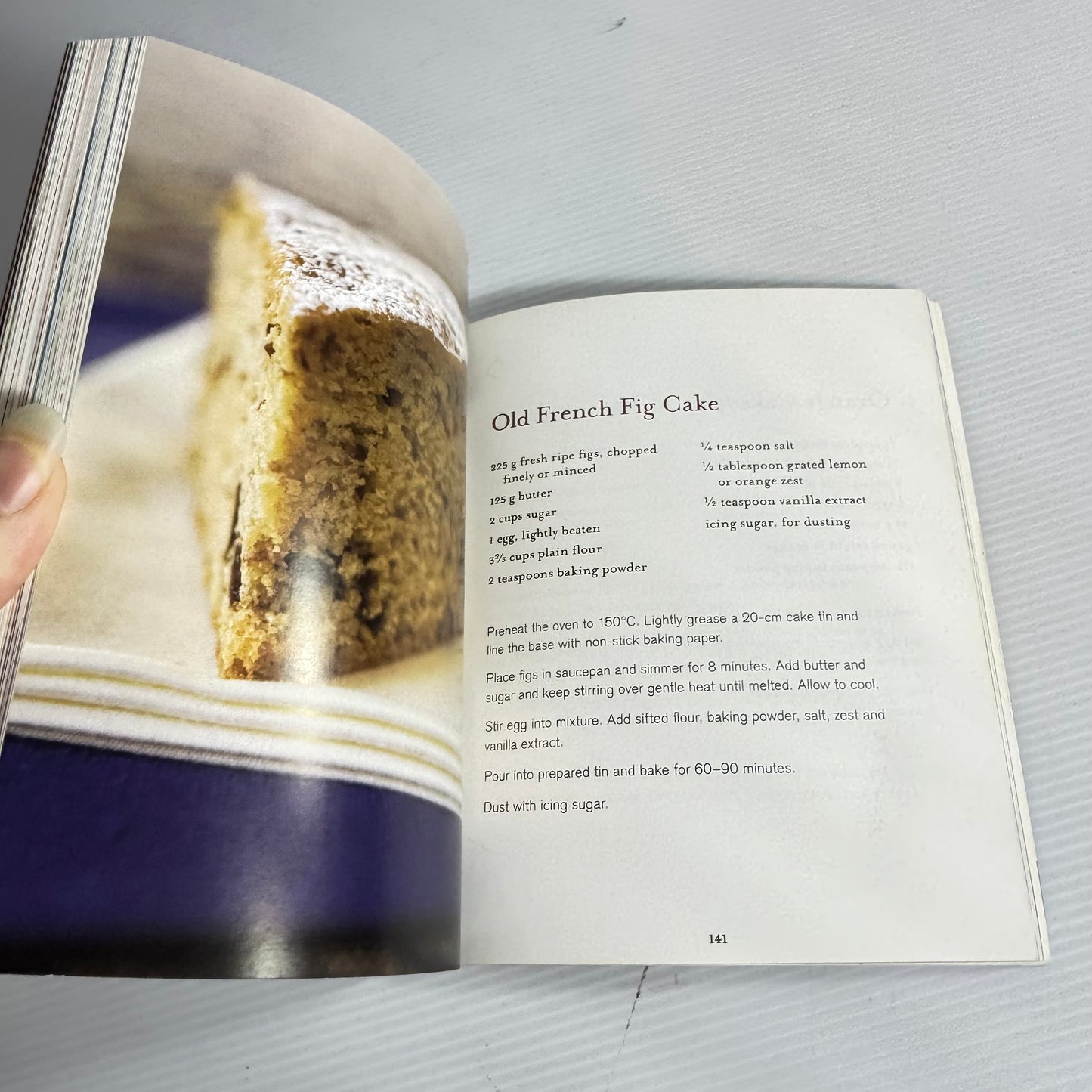 Baking Book Bundle x 3 : Cake Bible, Sweet and Simple Chocolate, Grandma's Sweet Treats (3206)