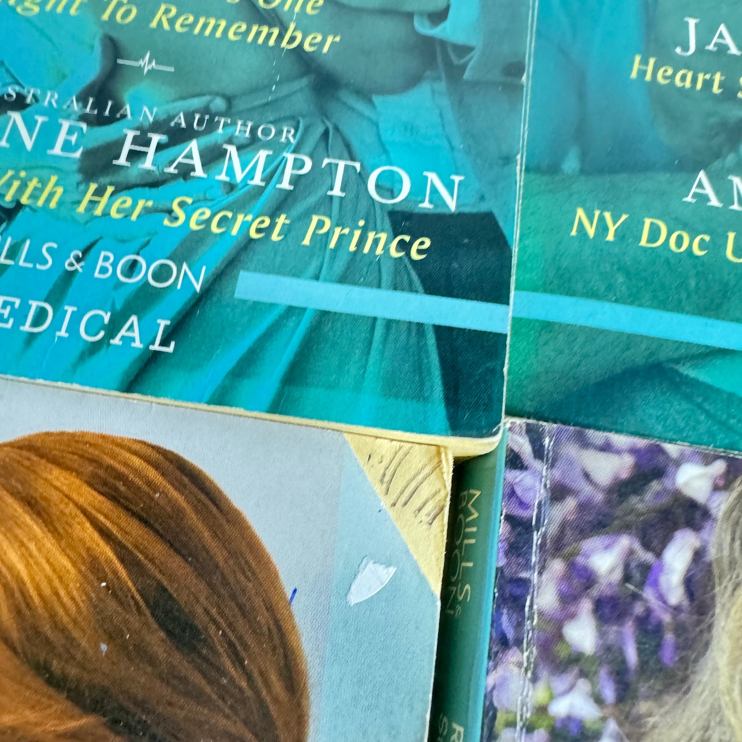 Mills & Boon Medical 2in1 Book Bundle : 4 x Books x 8 Stories (2504)