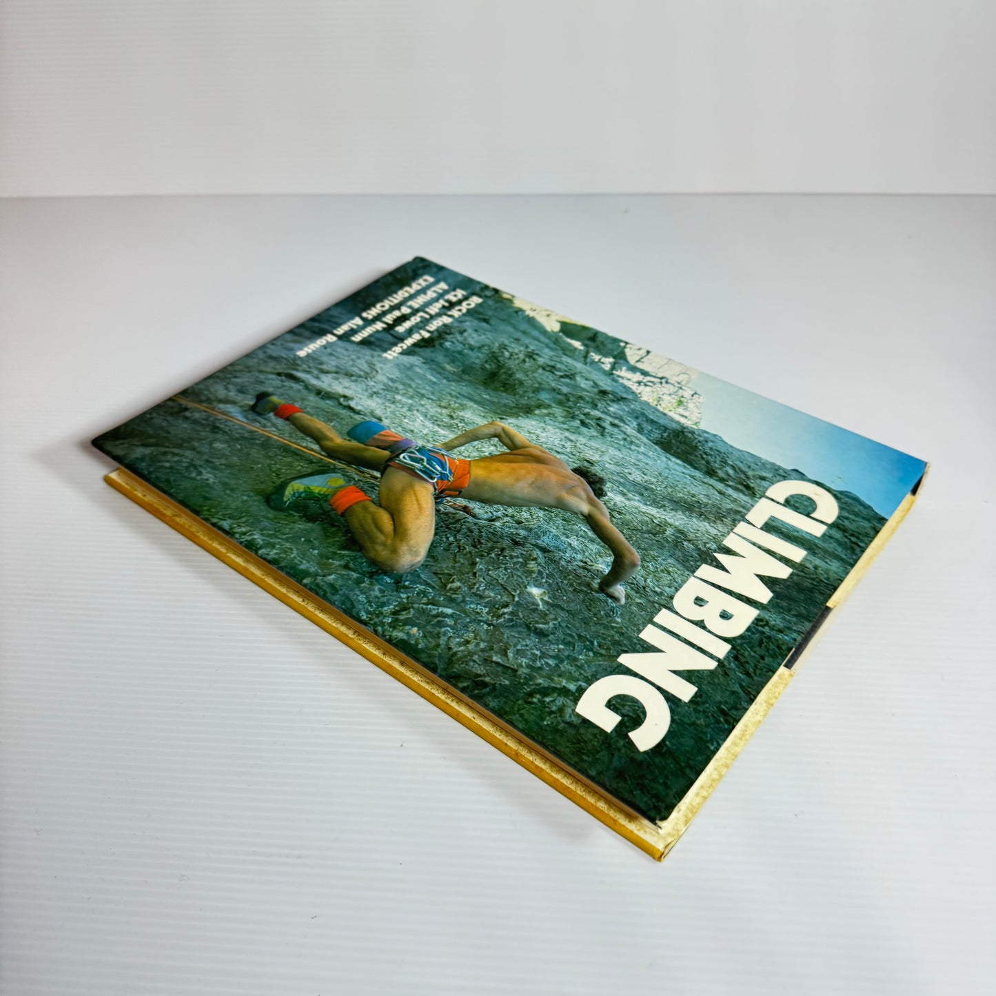 Climbing - Fawcett, Lowe, Nunn, Rouse (First Edition 1986)