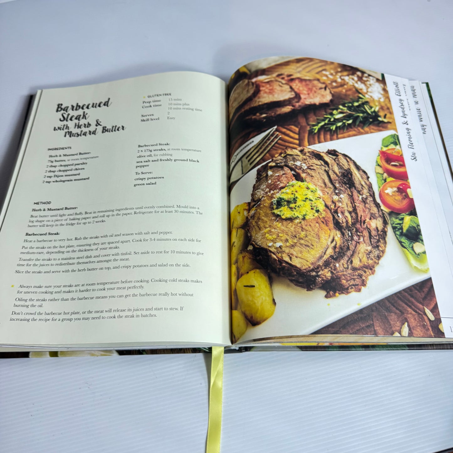 What's Cooking? Book Bundle x 2 Books (3195)