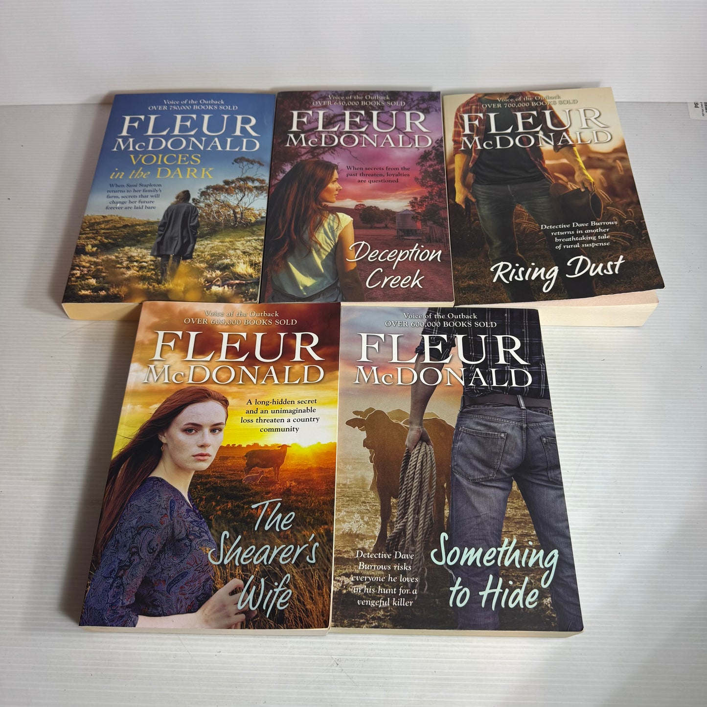 Fleur McDonald Book Bundle x 5 Books : Deception Creek, Voices in the Dark, Rising Dust, The Shearer's Wife, Something to Hide (2889)