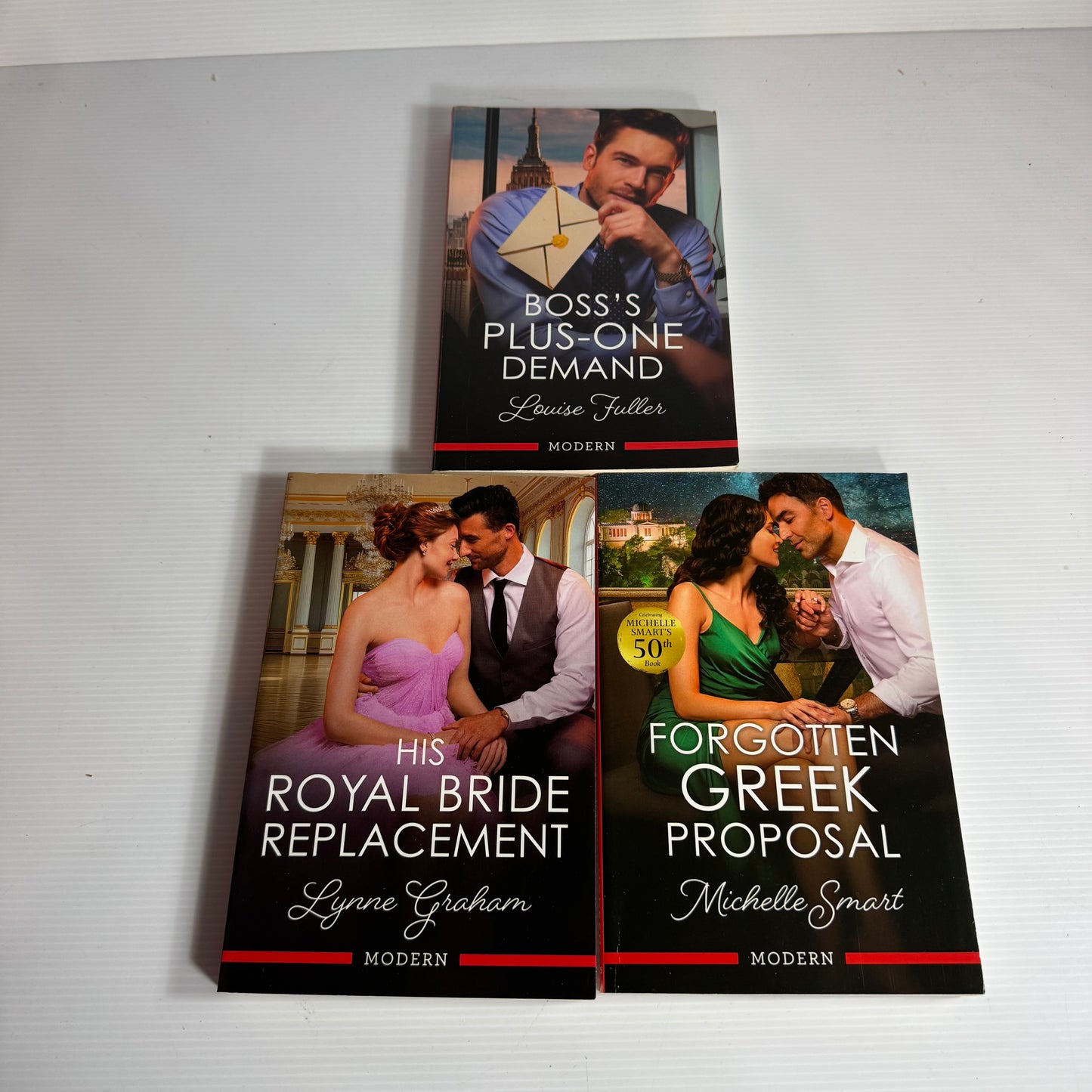 Mills & Boon Modern Large Book Bundle x 3 Books (3139)