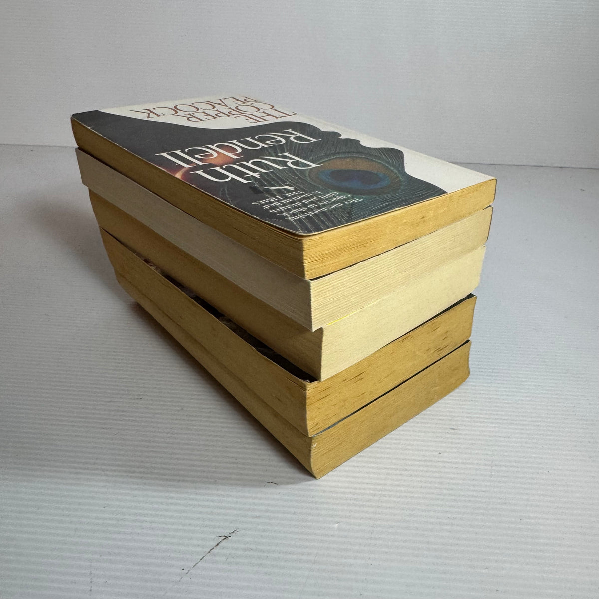 Crime Suspense Bundle x 5 : The Copper Peacock & An Unkindness of Ravens - Ruth Rendell, The Body Farm, From Potter's Field & All That Remains - Patricia Cornwell (3446)