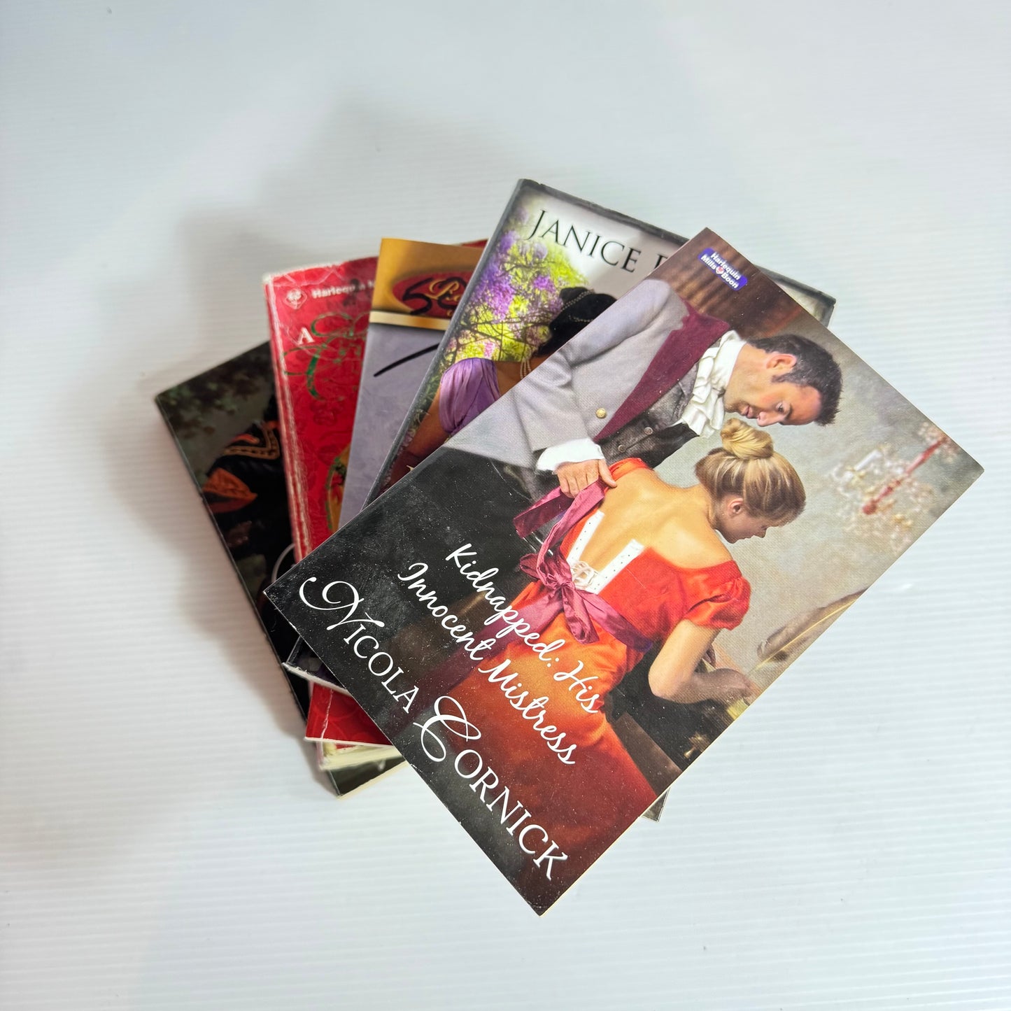 Romance Mixed Book Bundle x 5 Books (2399)