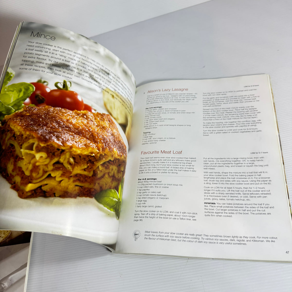 Simon & Alison Holst Cookbook Bundle x 3 : 100 Great Ways to Use Slow Cookers & Crockpots, The New Zealand Bread Book, 100 Favourite Ways with Chicken (3230)