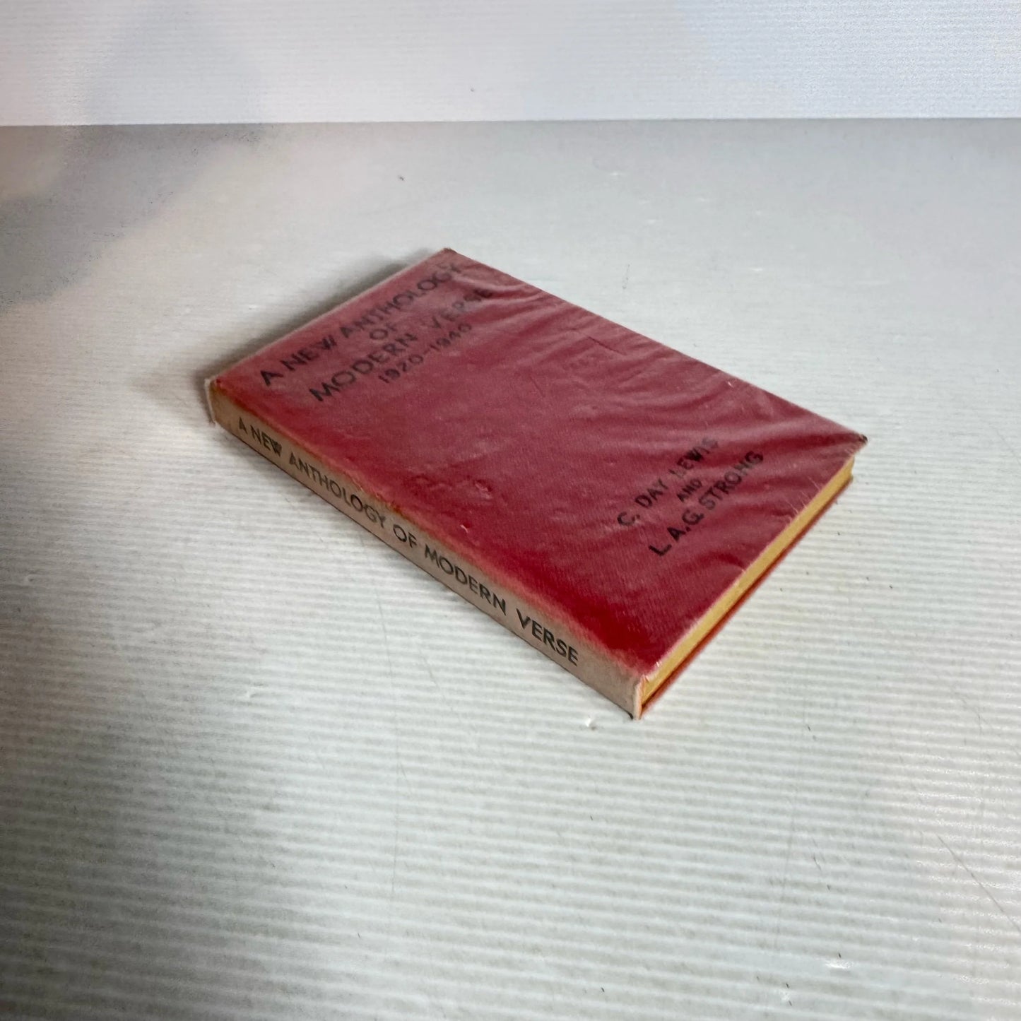 A New Anthology Of Modern Verse 1920-1949 - C. Day Lewis and L. A. G. Strong (Vintage 1960)