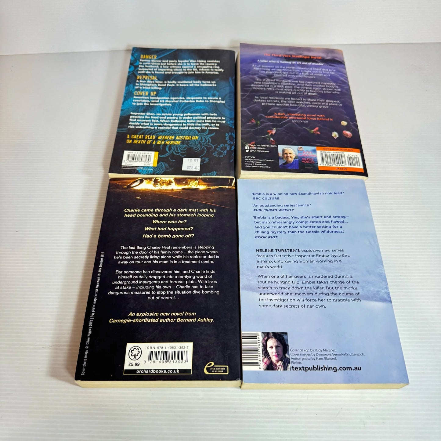 Crime/Mystery Book Bundle x 4 Books : Various Authors (2310)