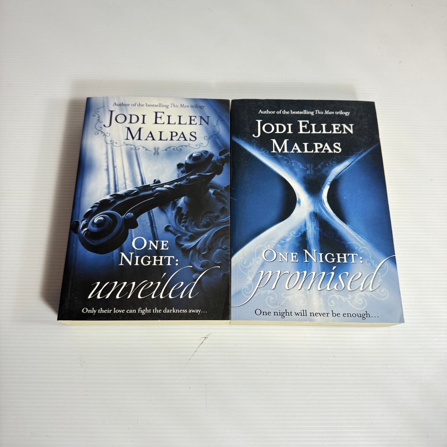 Jodie Ellen Malpas One Night Book Bundle x 2 : One Night : Promised & One Night: Unveiled (3111)