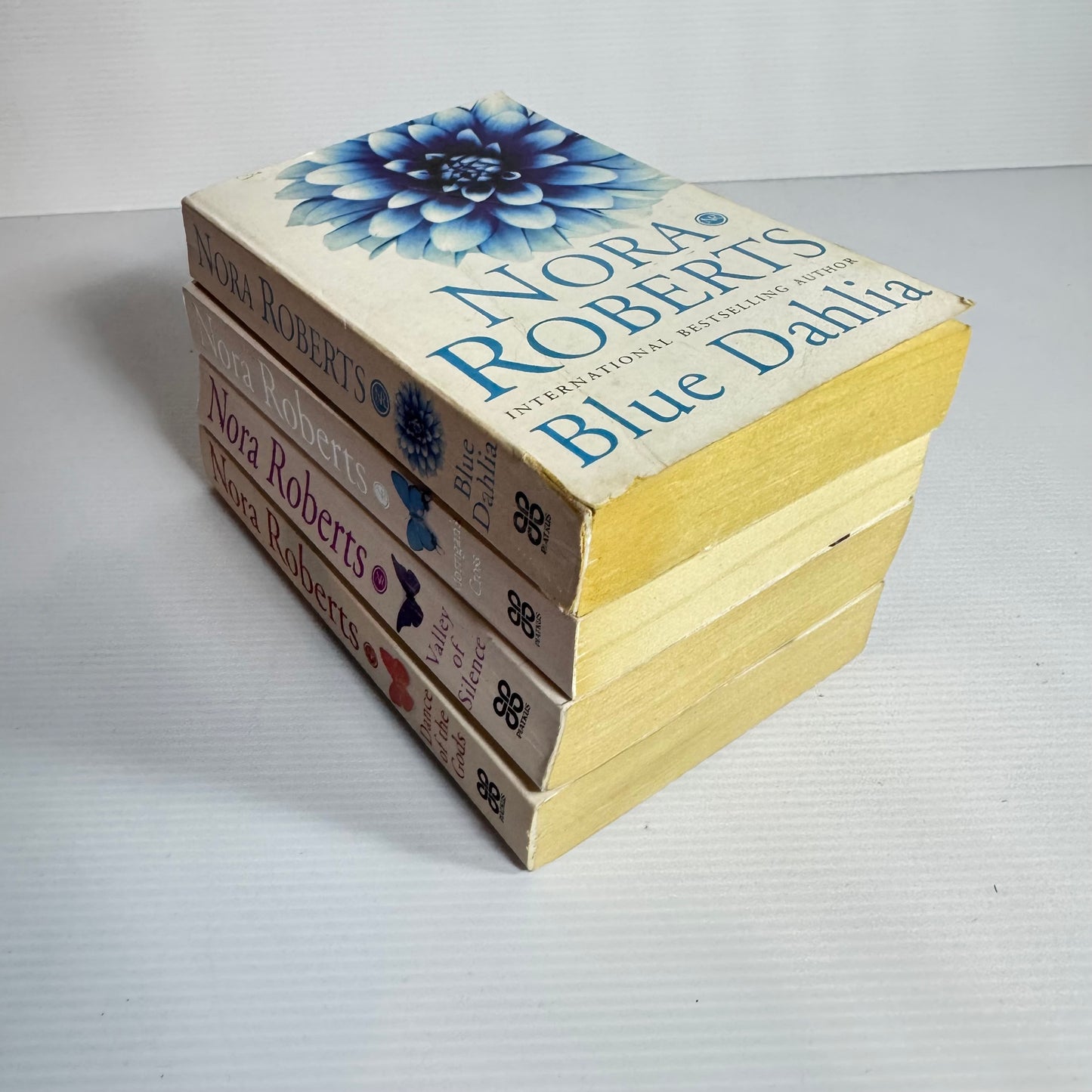 Nora Roberts Book Bundle x 4 : Blue Dahlia, Morrigan's Cross, Valley of Silence, Dance of the Gods (3094)
