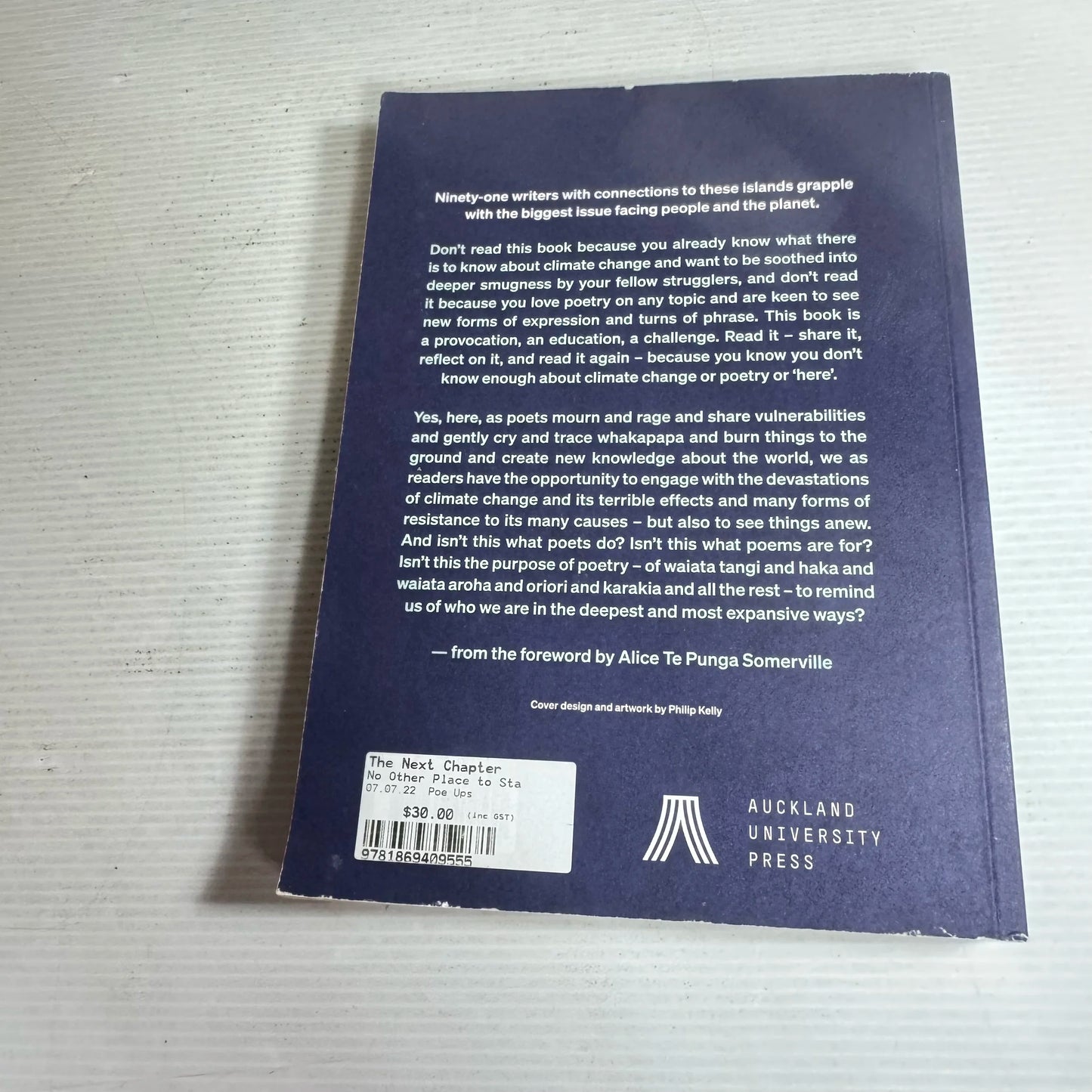 No Other Place To Stand: An Anthology Of Climate Change Poetry From Aotearoa New Zealand - Hamel, Hawkes, Kennedy and Ranapiri