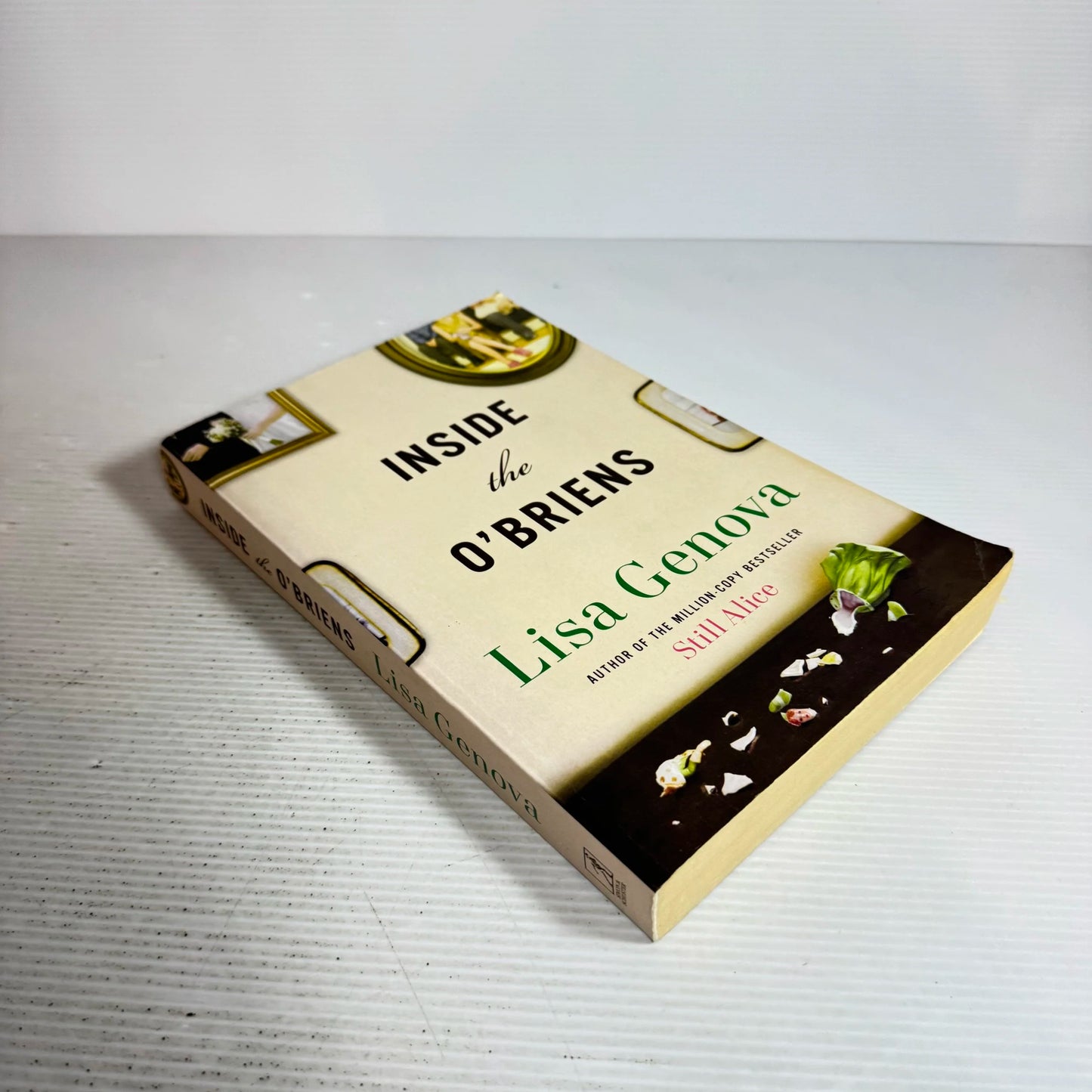 Inside The O'Briens - Lisa Genova