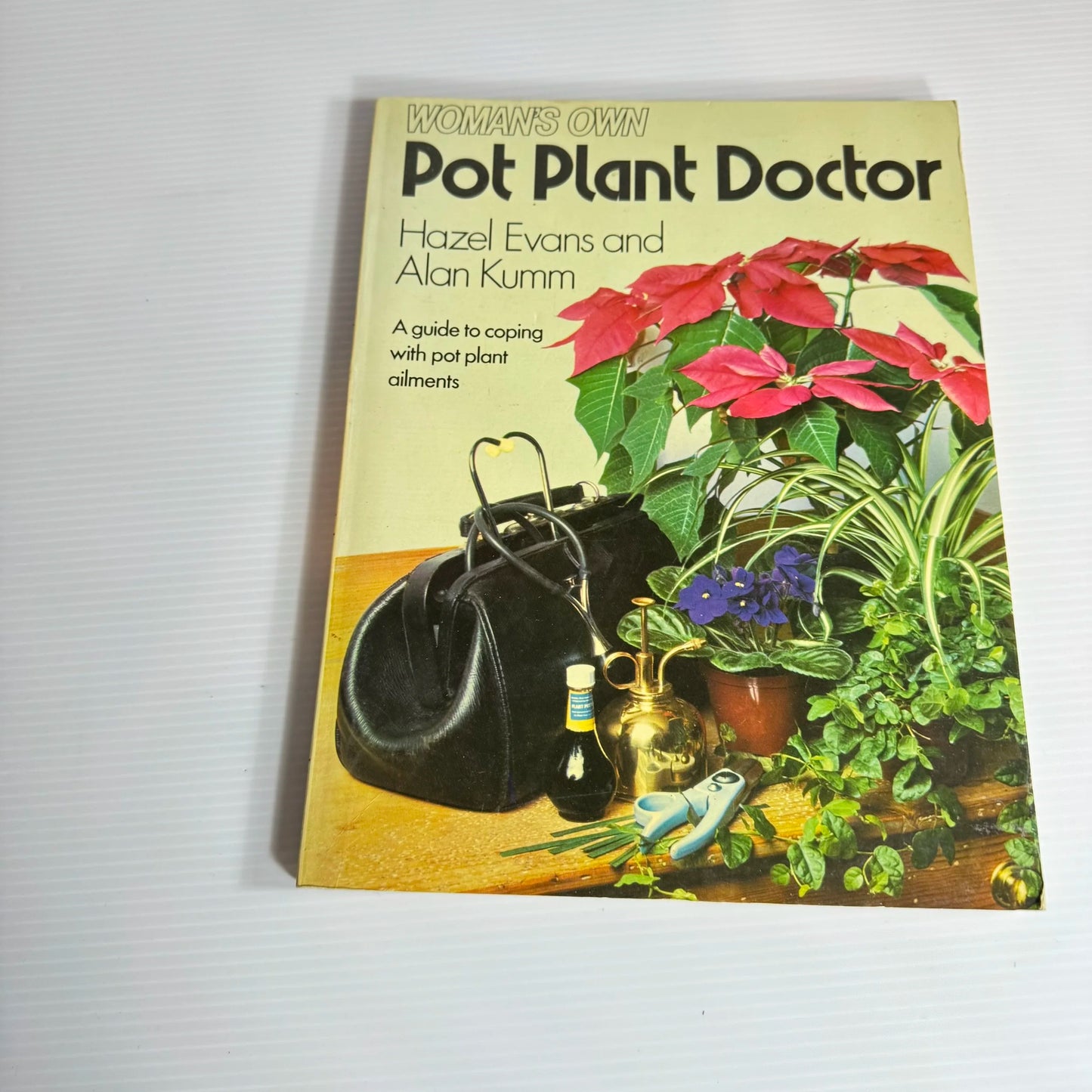 House Plant Book Bundle x 3 Books : Woman's Own Pot Plant Doctor, Houseplants x 2 (Vintage 1970's) (507)