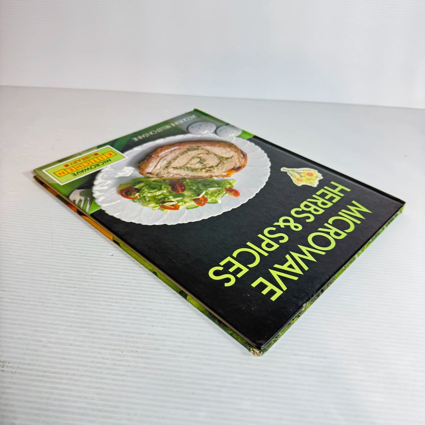 Microwave Herbs & Spices - Jacqueline Bellefontaine (Vintage 1987)