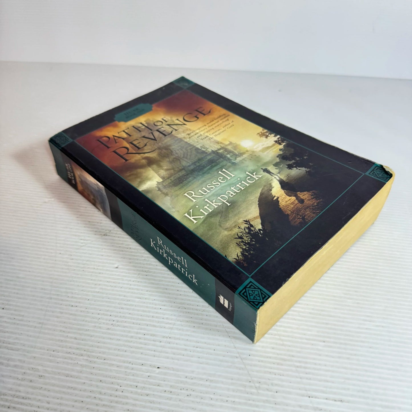 HUSK Book One : Path of Revenge - Russell Kirkpatrick