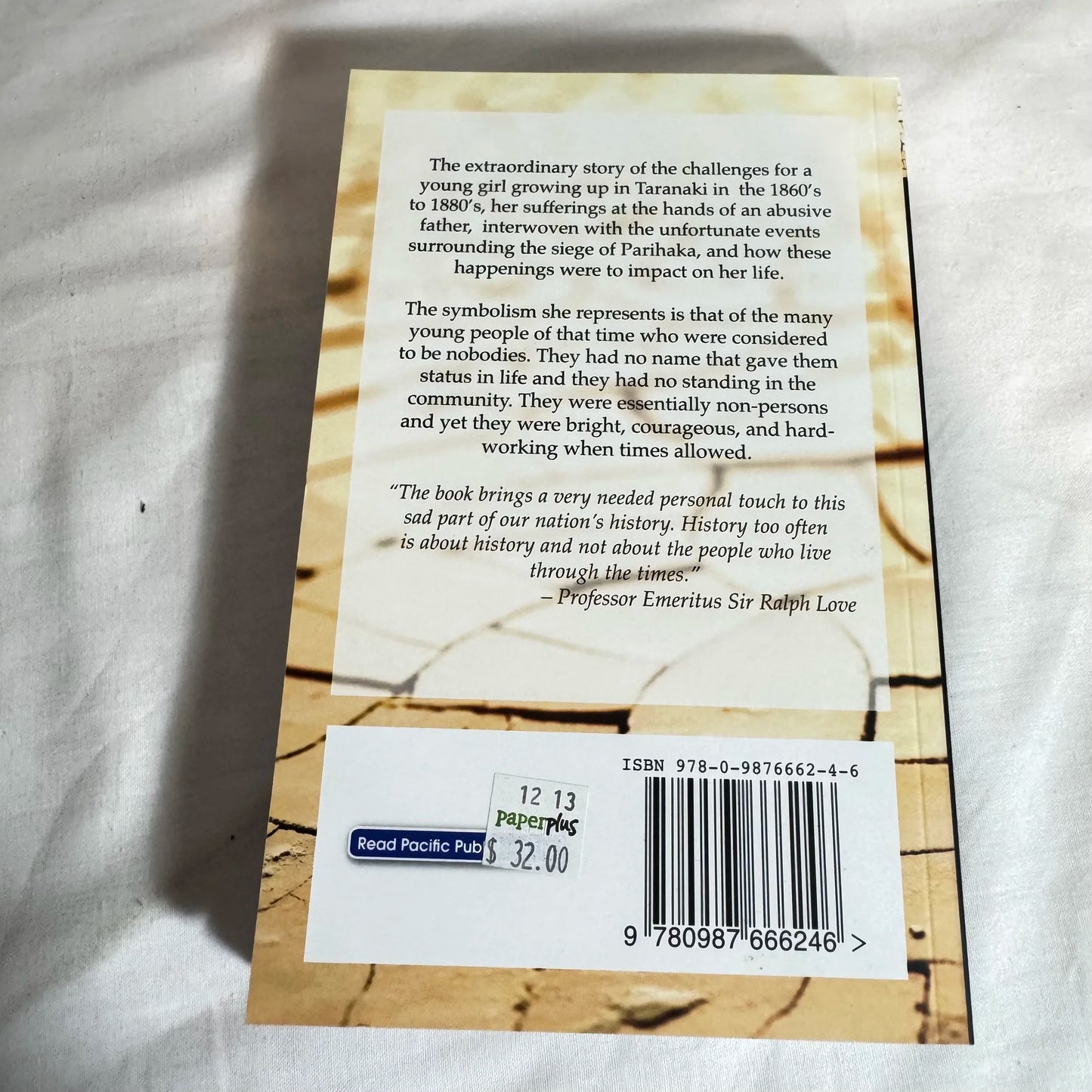 A Fragile Strength - Patricia Berwick