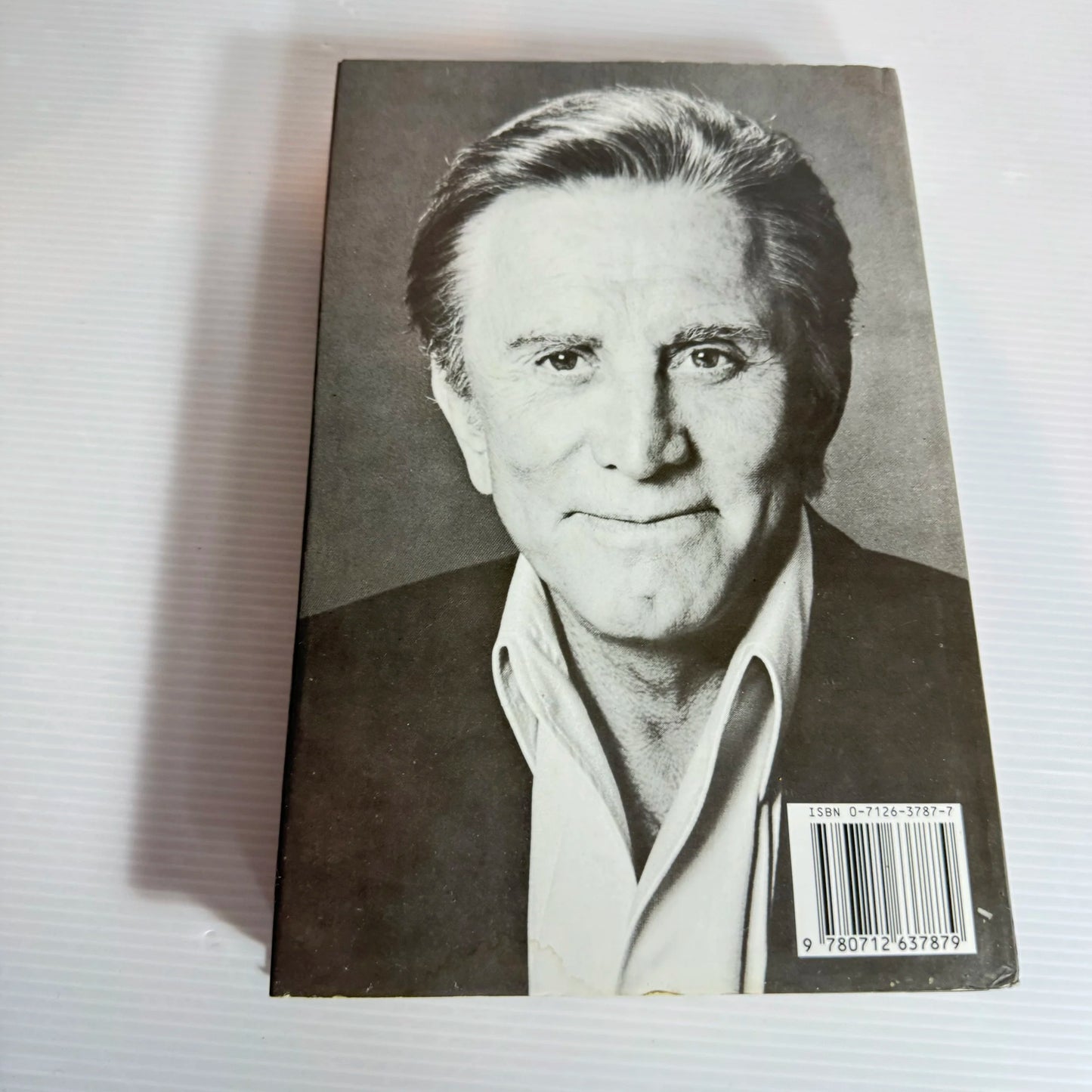 Dance with the Devil - Kirk Douglas (1990)