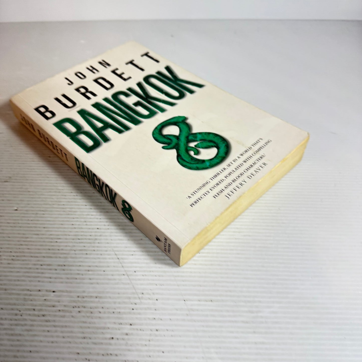 Bangkok 8 - John Burdett