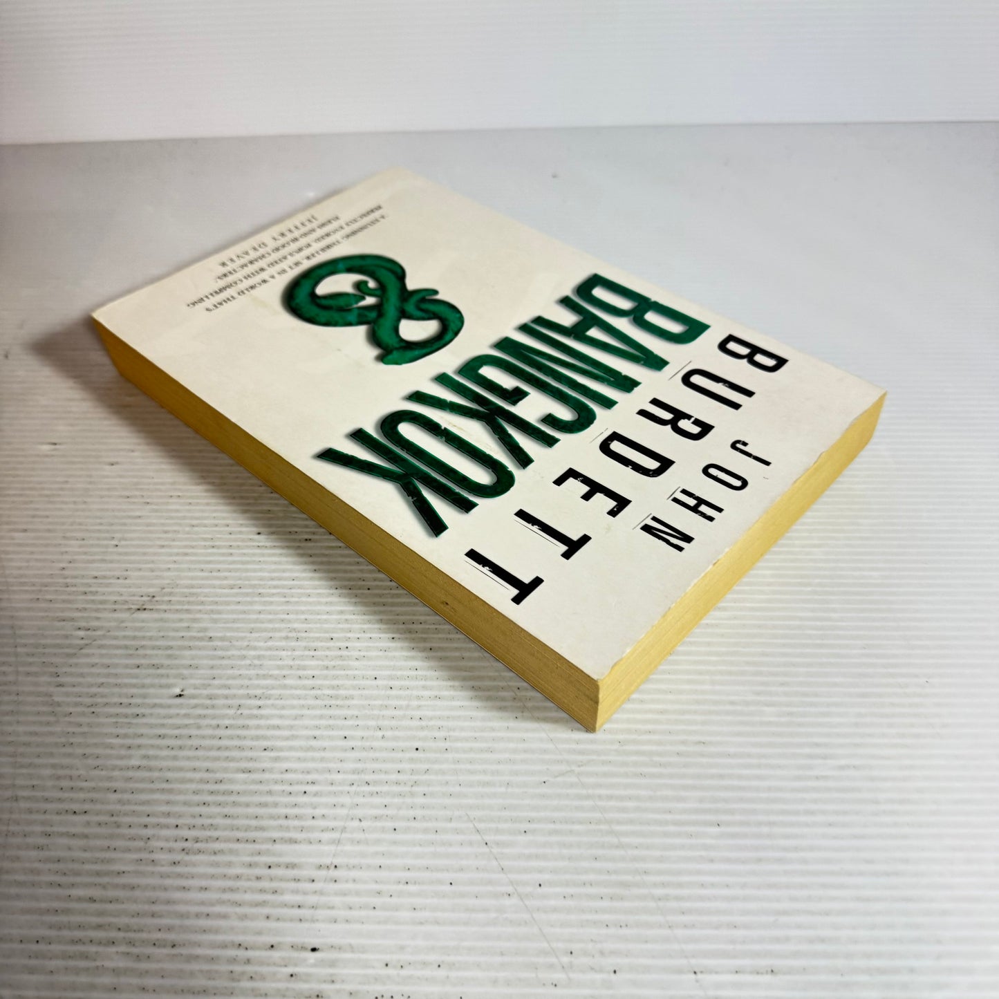 Bangkok 8 - John Burdett