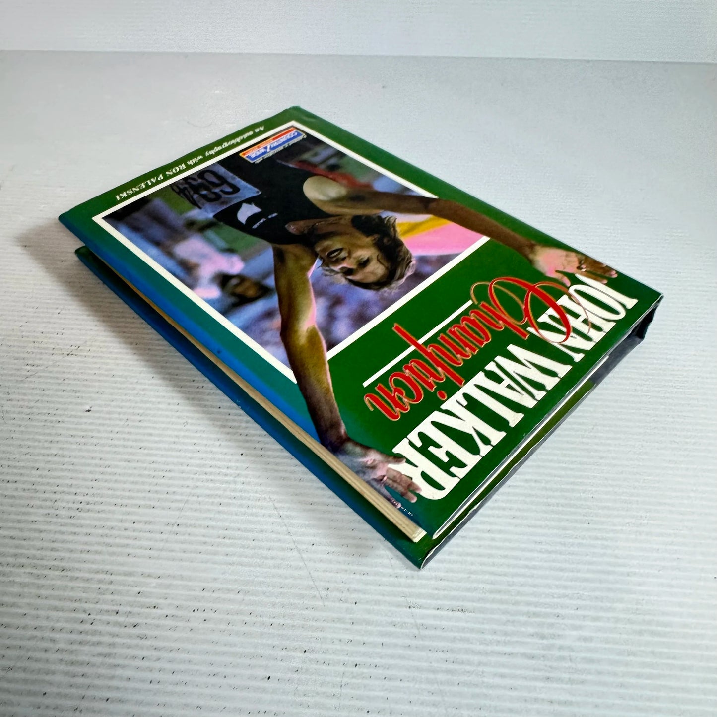 John Walker : Champion - Ron Palenski