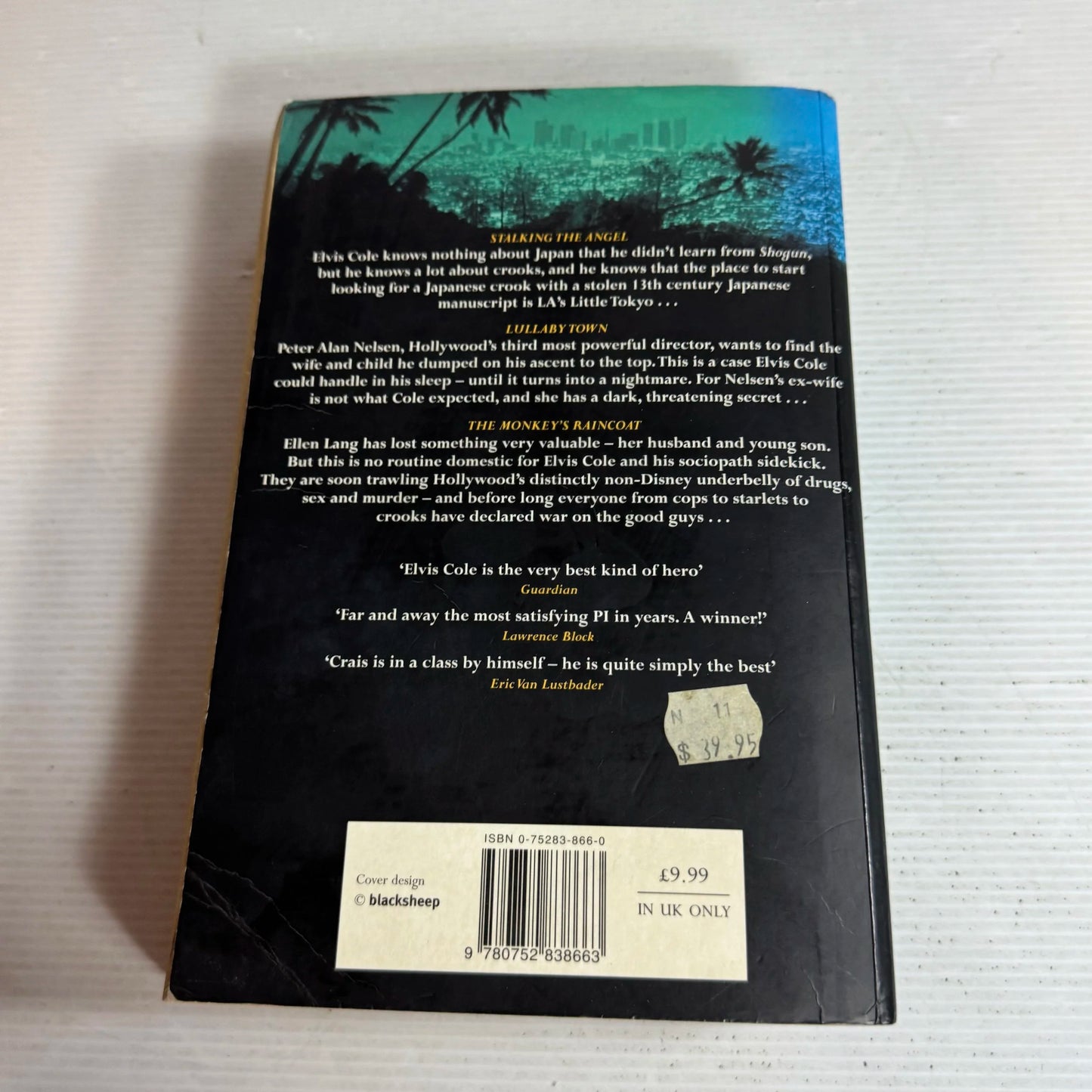 Robert Crais - Three Great Novels : Stalking The Angel, Lullaby Town, The Monkey's Raincoat