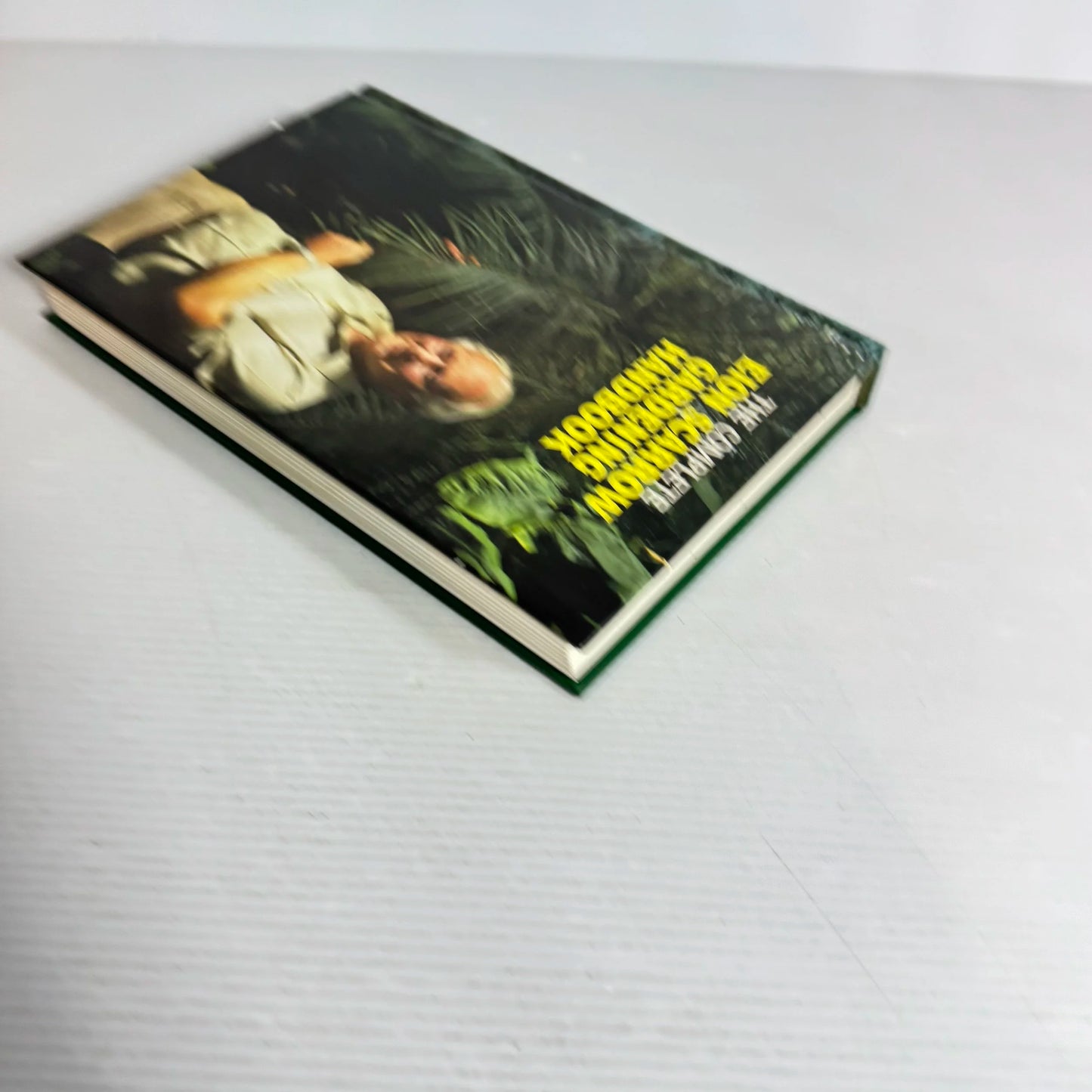The Complete Eion Scarrow Gardening Handbook (Vintage 1983)