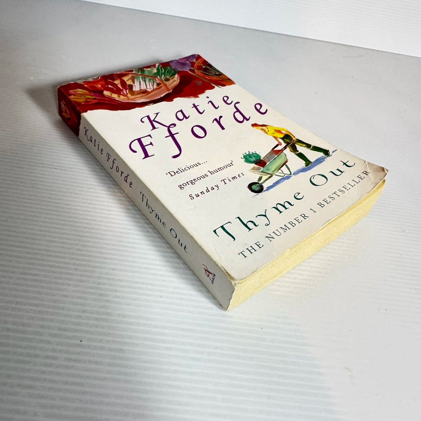 Thyme Out - Katie Fforde