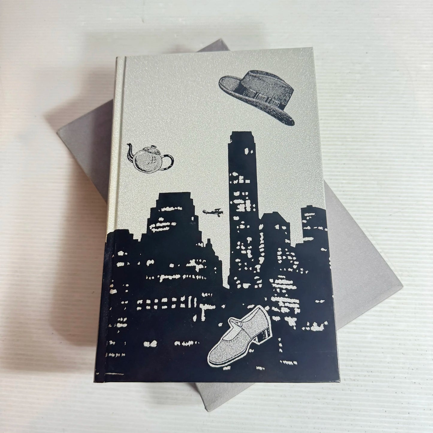 The Best Of Dorothy Parker - instruction by Mervyn Horder (Hardcover with Slip Case)