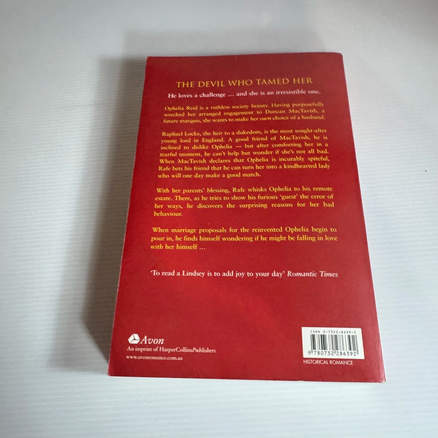 The Devil Who Tamed Her - Johanna Lindsey