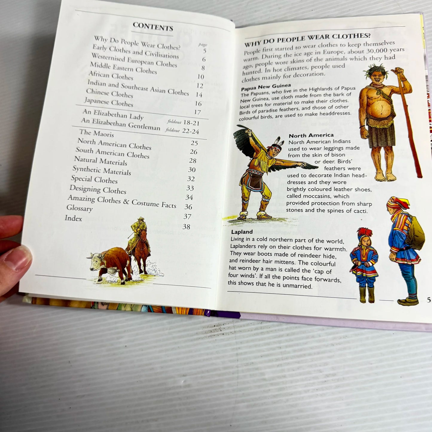 Clothes and Costume (with foldout 16th Century Fashion Poster) - Ladybird Discovery (1995)