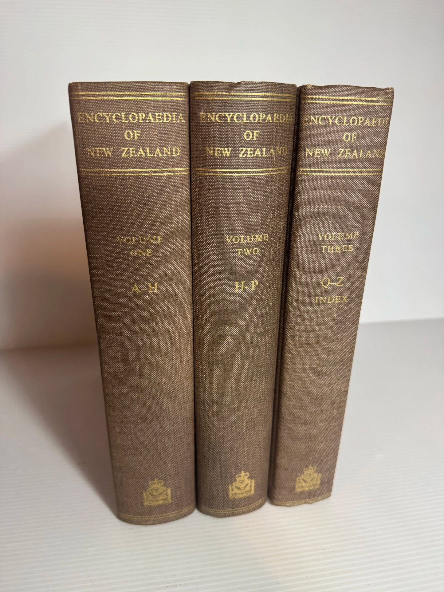 Encyclopedia of New Zealand Vol I, II, III - Editor A. H. McLintock (Vintage 1966)