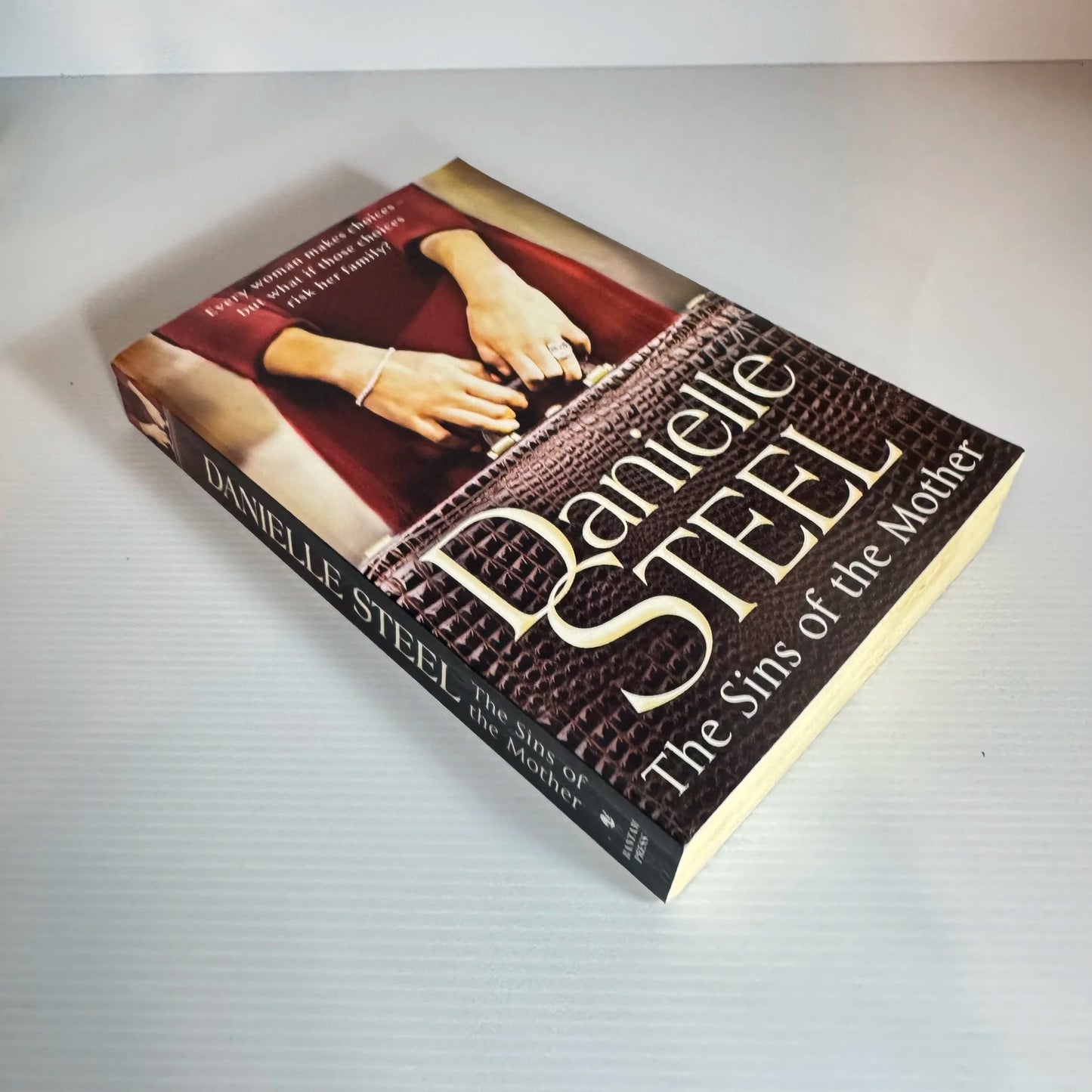 The Sins of the Mother - Danielle Steel