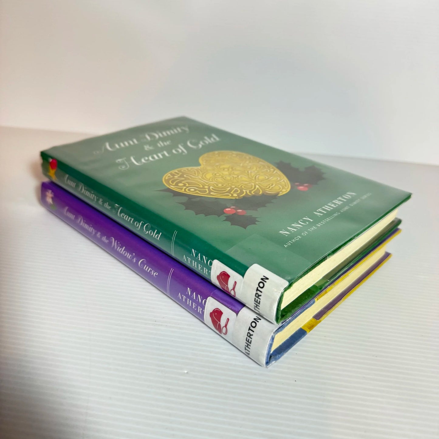Nancy Atherton Book Bundle x 2 - Aunty Dimity & the Heart of Gold and Aunt Dimity & the Widow's Curse