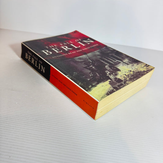 The Fall Of Berlin - Anthony Read & David Fisher