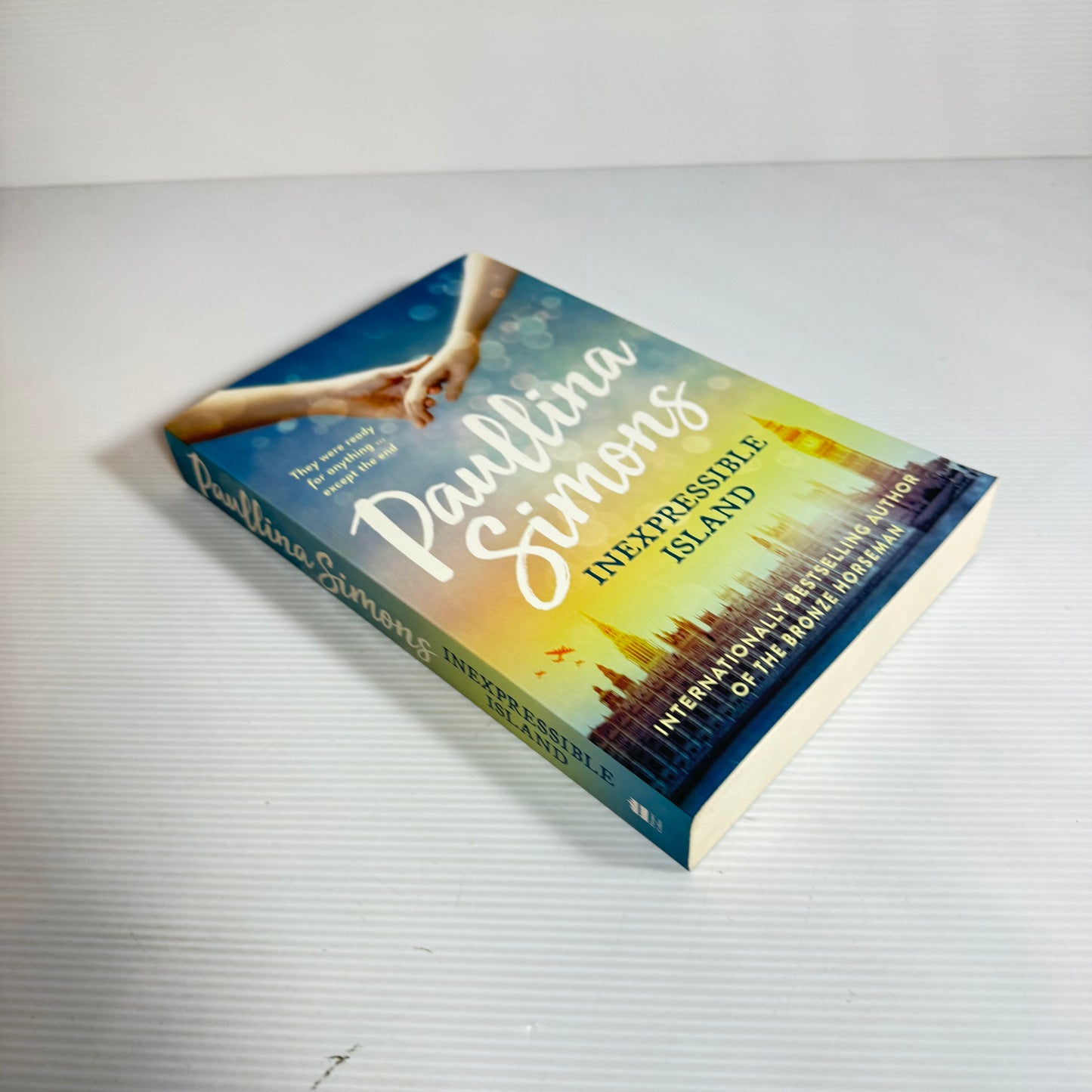 Inexpressible Island - Paullina Simons (New)