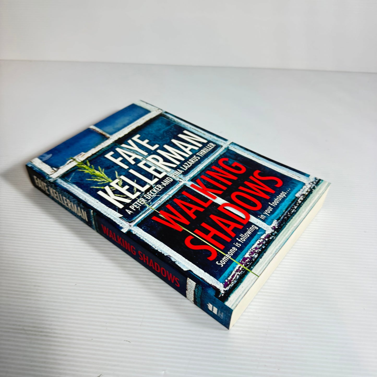 Walking Shadows - Faye Kellerman (New)