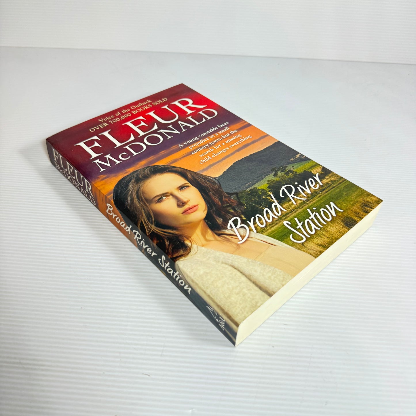 Broad River Station - Fleur McDonald (New)