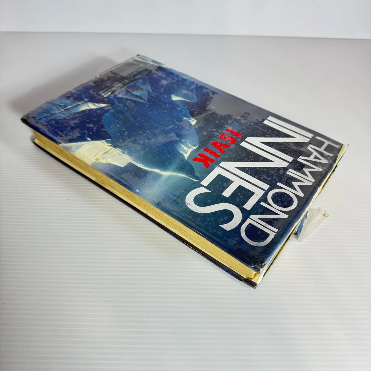 ISVIK - Hammond Innes