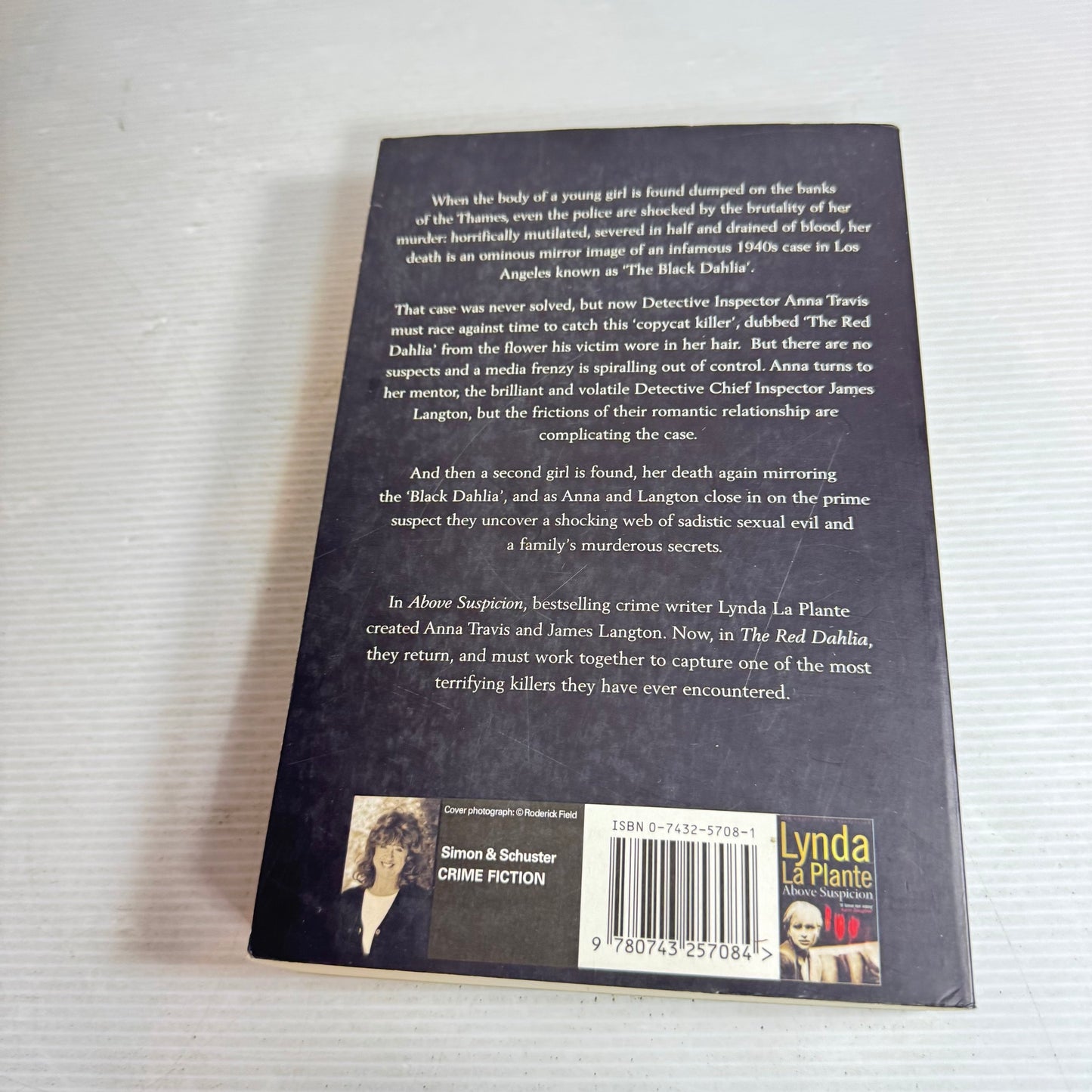 The Red Dahlia - Lynda La Plante