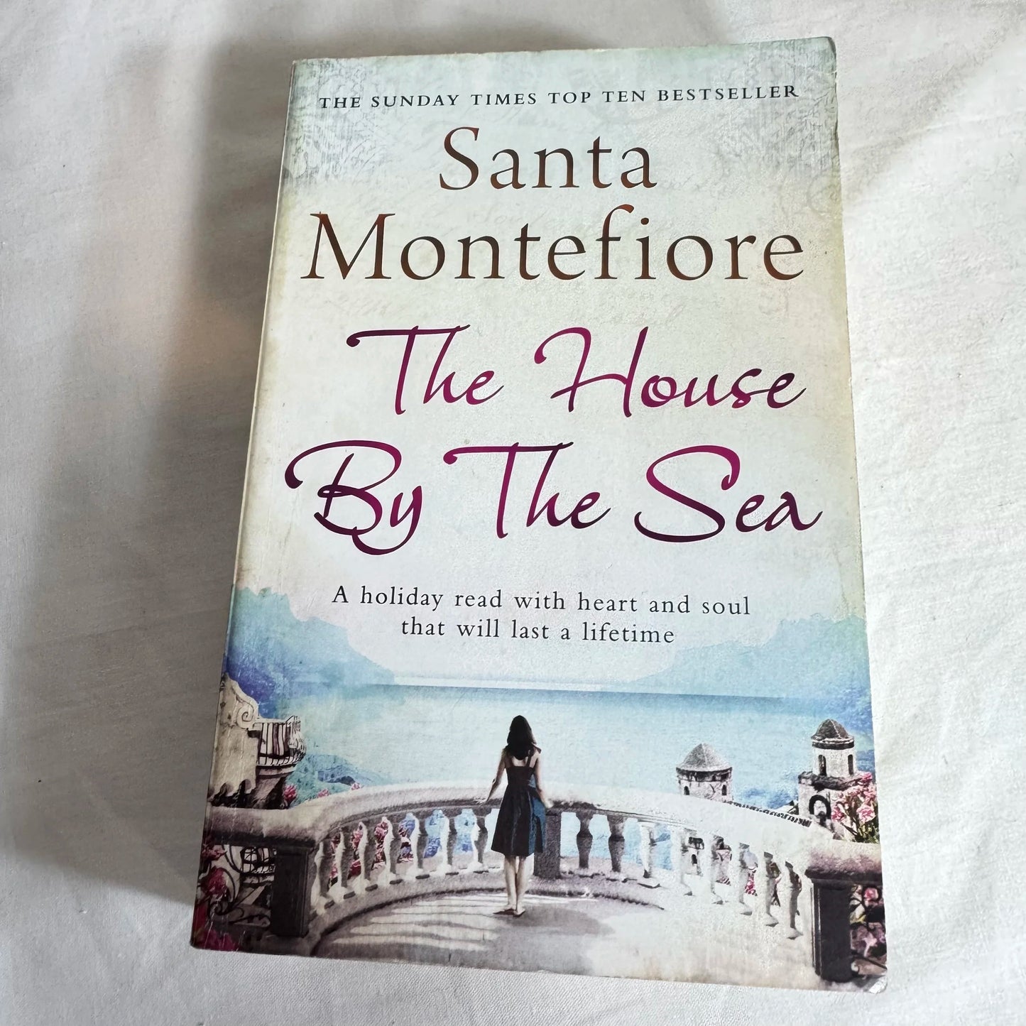 The House By The Sea - Santa Montefiore