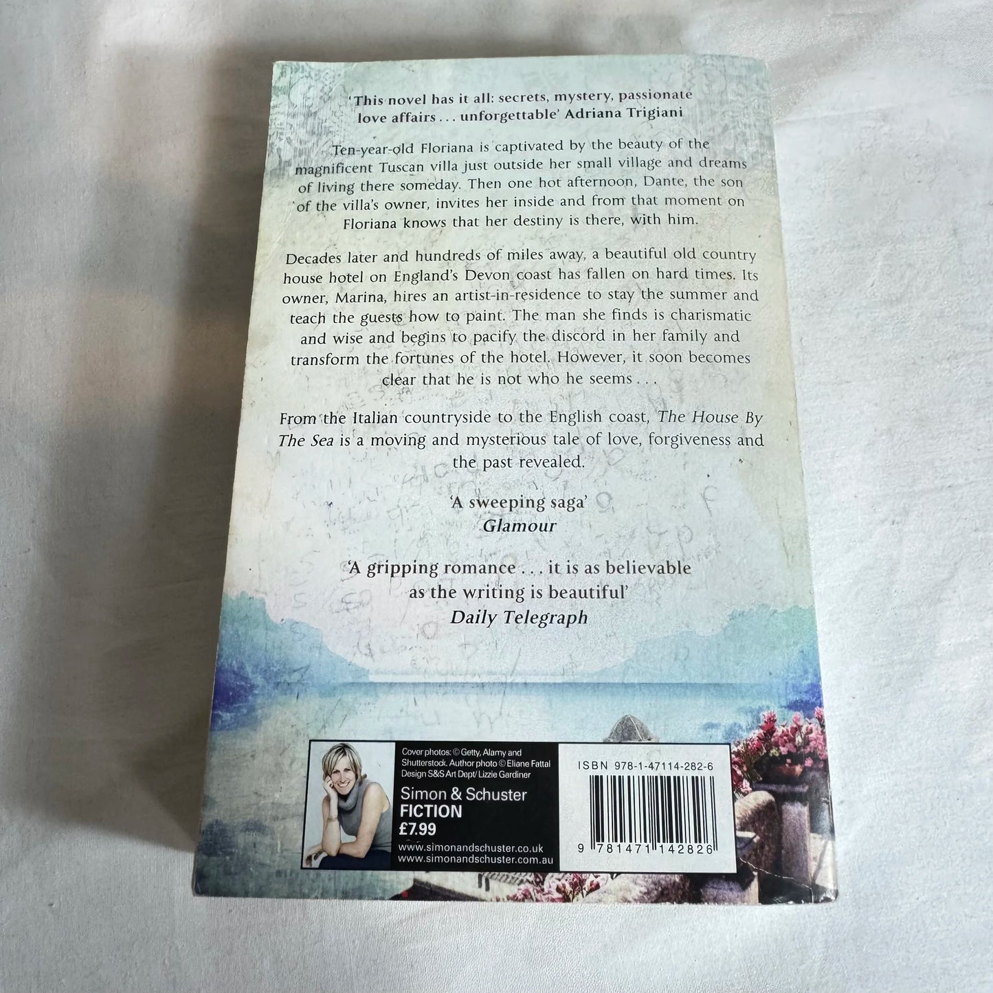 The House By The Sea - Santa Montefiore