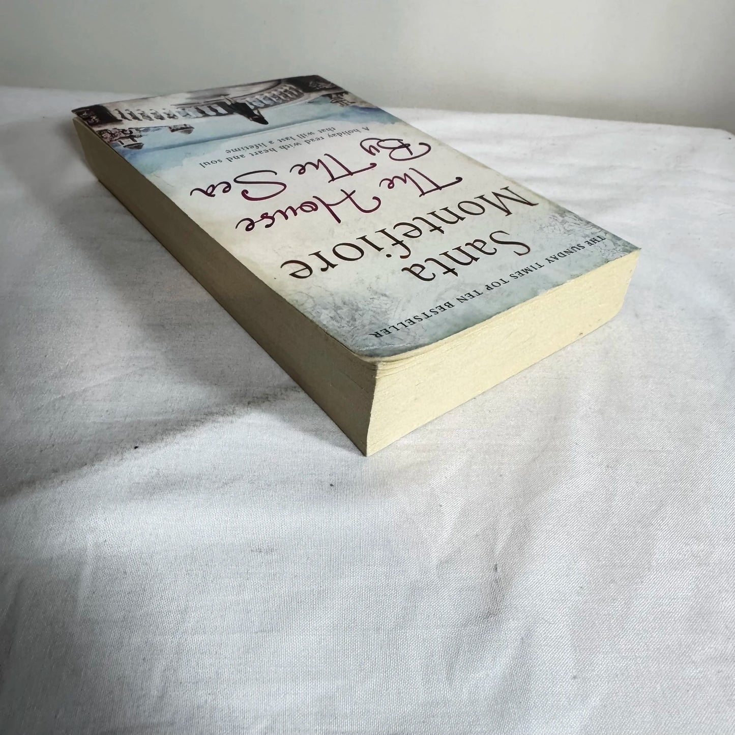 The House By The Sea - Santa Montefiore