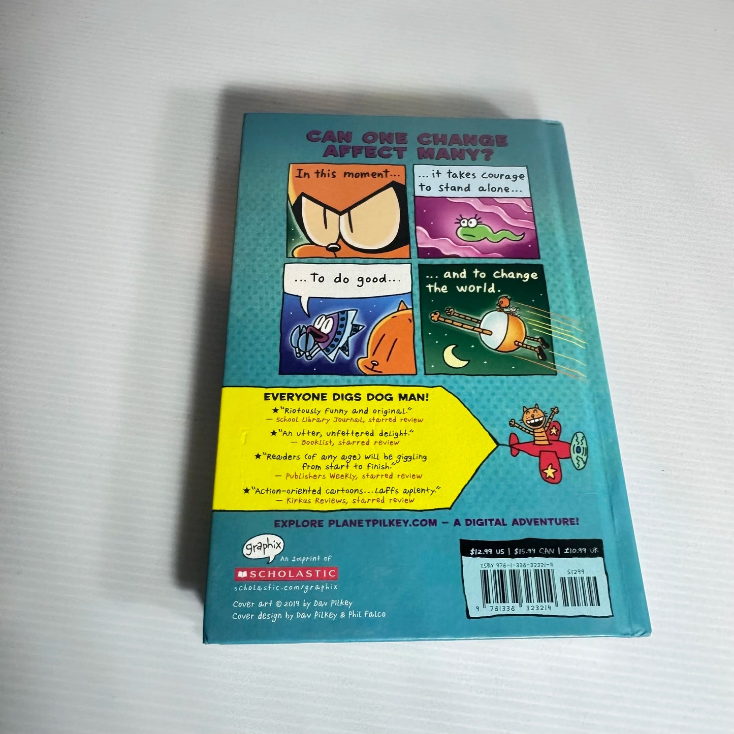 Dog Man Fetch-22 : Graphic Novel - Dav Pilkey